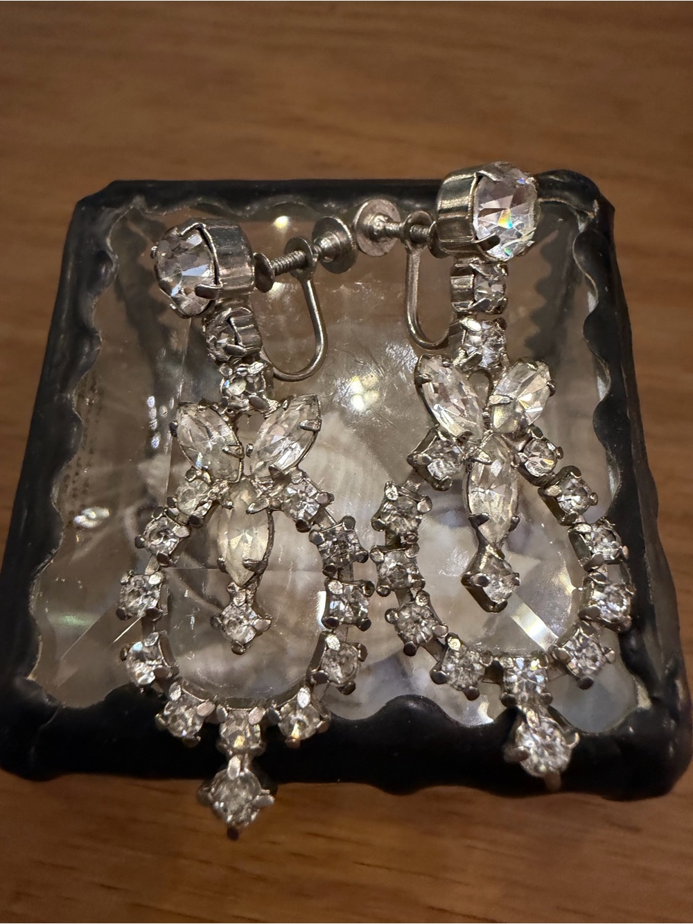 ✨ Vintage 1950s Art Deco Rhodium Rhinestone Bridal Chandelier Earrings ✨